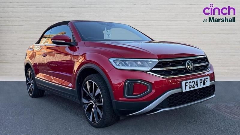 Used VW T-Roc Style 150 HP (110 kW) 2024 Red SUV
