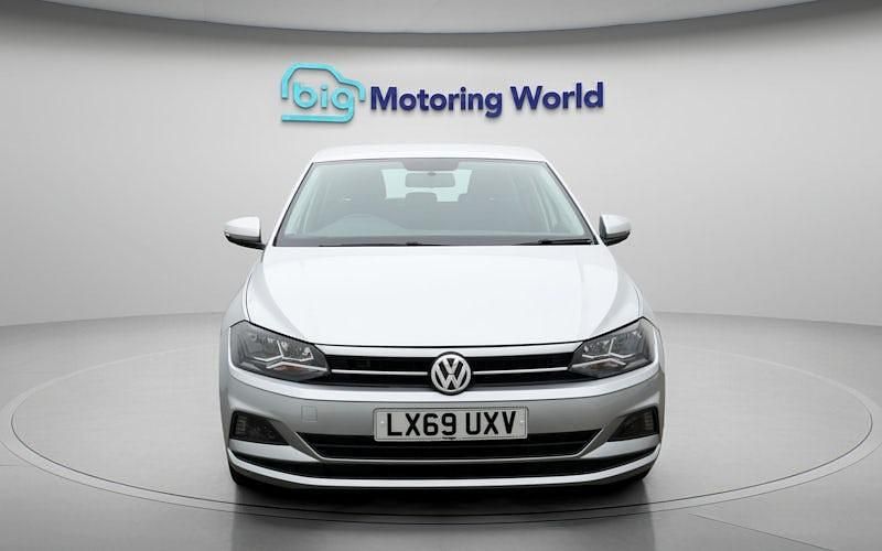 Used VW Polo SE 80 HP (58 kW) 2019 Silver Hatchback