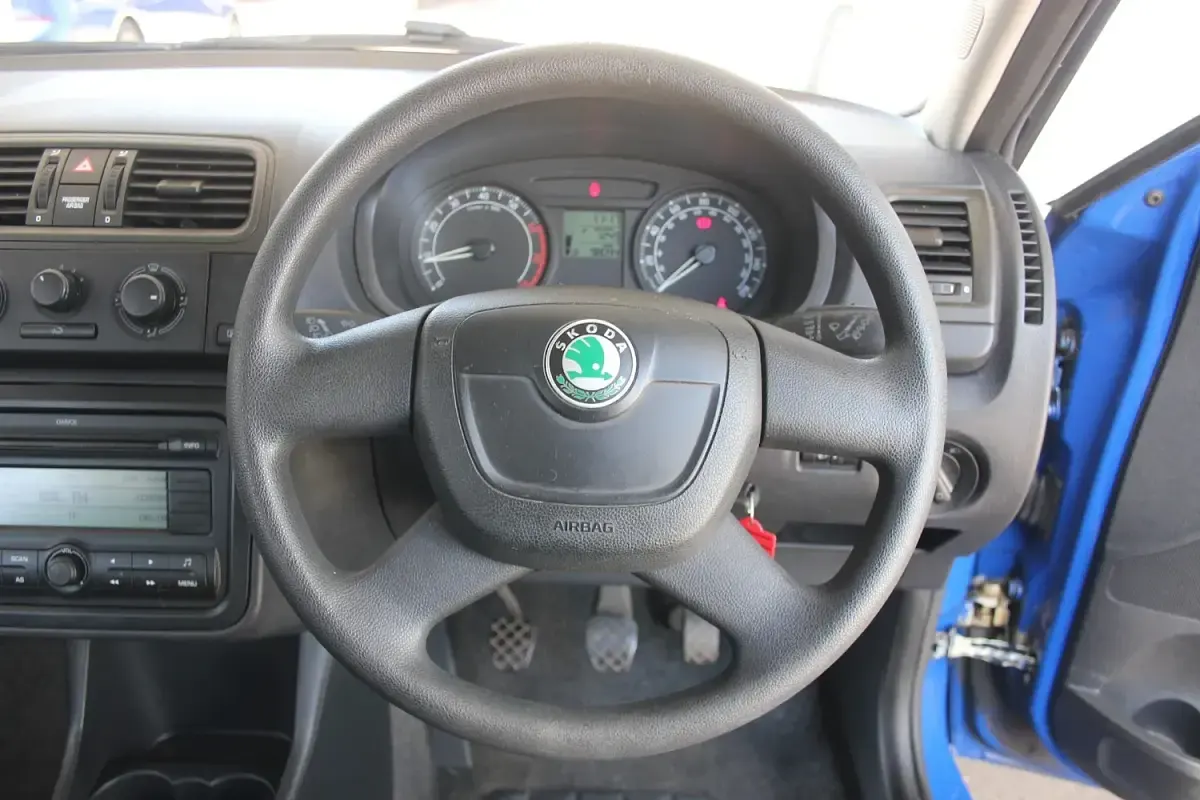 Used Skoda Fabia 2009 Blue Hatchback