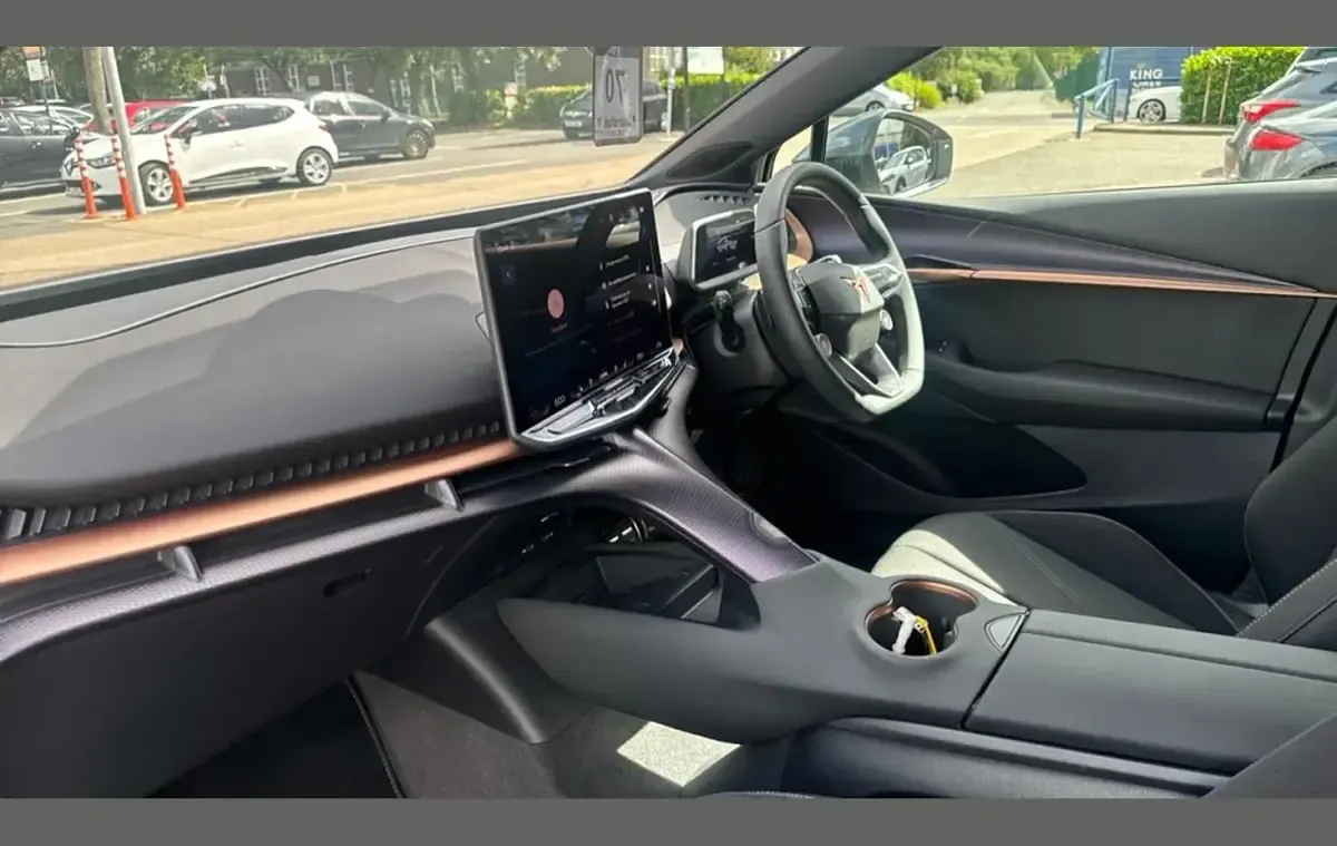 Used Cupra Tavascan 210 kW (286 HP) 2025 Beige SUV