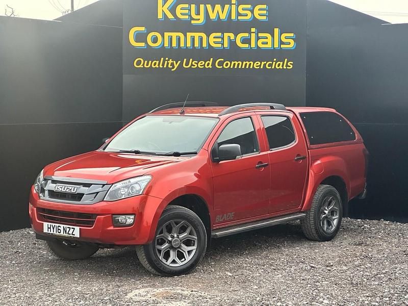 Used Isuzu D-Max 2016 Red Pickup