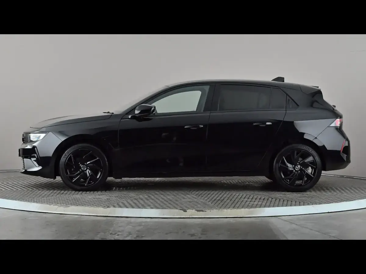 Used Vauxhall Astra GS Line 2022 Black Hatchback
