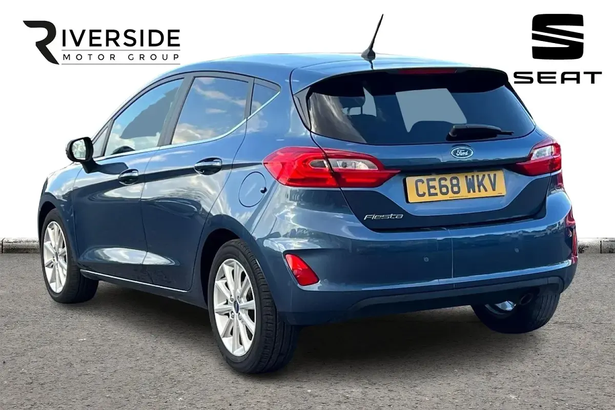 Used Ford Fiesta Titanium 100 HP (73 kW) 2018 Blue Hatchback