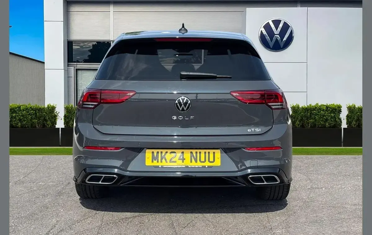 Used VW Golf VIII R-line 147 HP (108 kW) 2024 Grey Hatchback