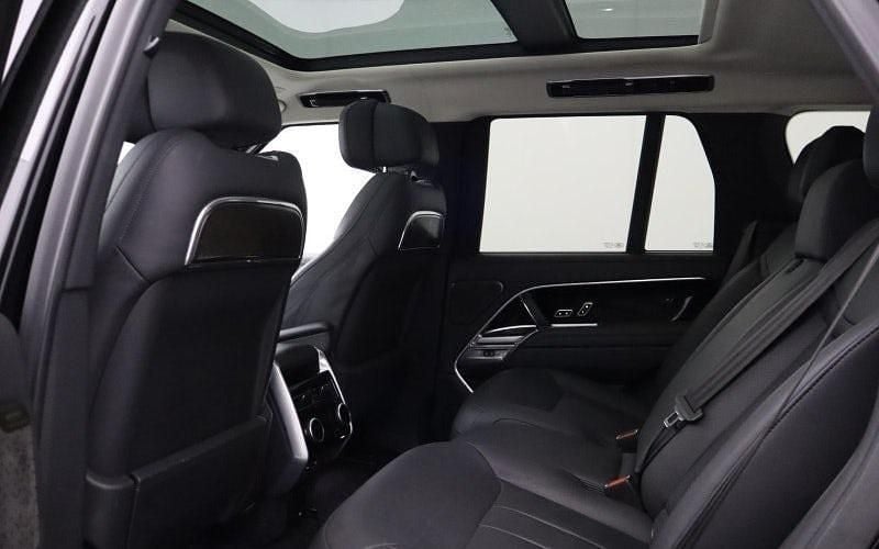 Used Land Rover Range Rover Autobiography 300 HP (220 kW) 2021 SUV