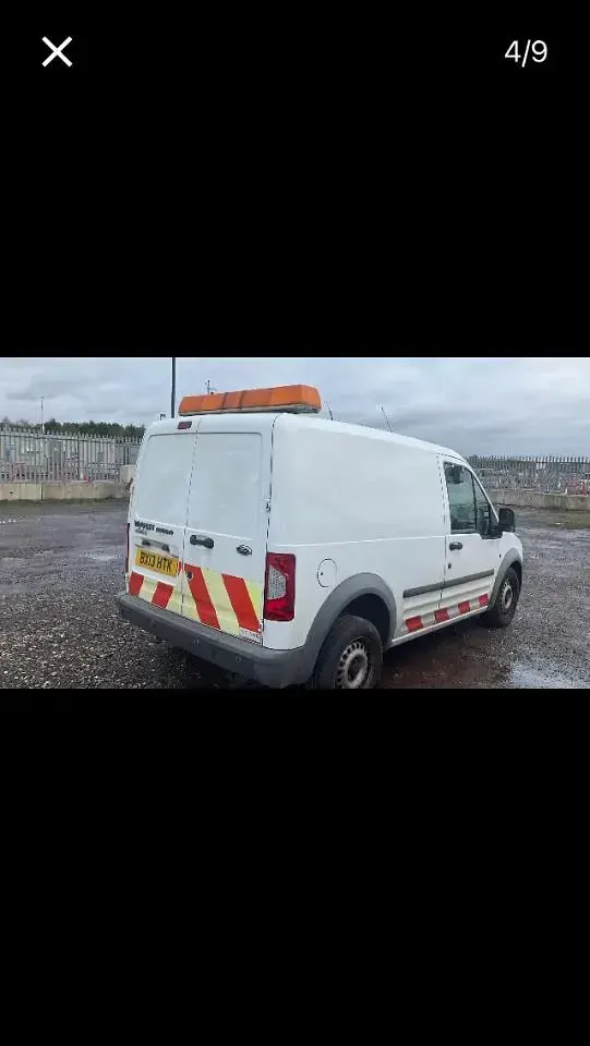 Used Ford Transit Connect 75 HP (55 kW) 2013 White MPV