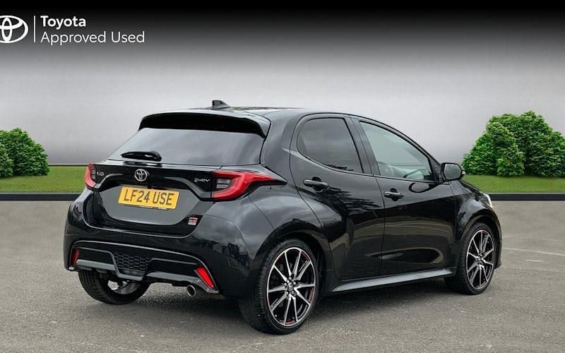 Used Toyota Yaris Hybrid Sport 131 HP (96 kW) 2026 Hatchback