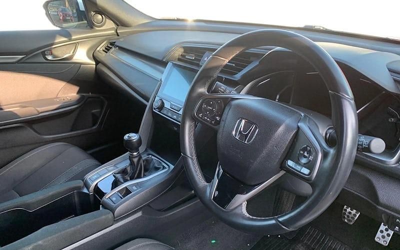 Used Honda Civic SR 126 HP (92 kW) 2022 Hatchback