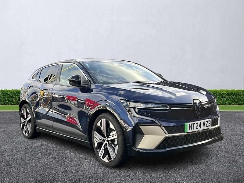 Blue Used 2024 Renault Mégane Iconic Hatchback | £22,999 (Fair price) - Image 1/4