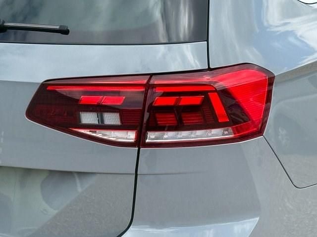 Used VW Passat SEL 150 HP (110 kW) 2023 Grey Estate
