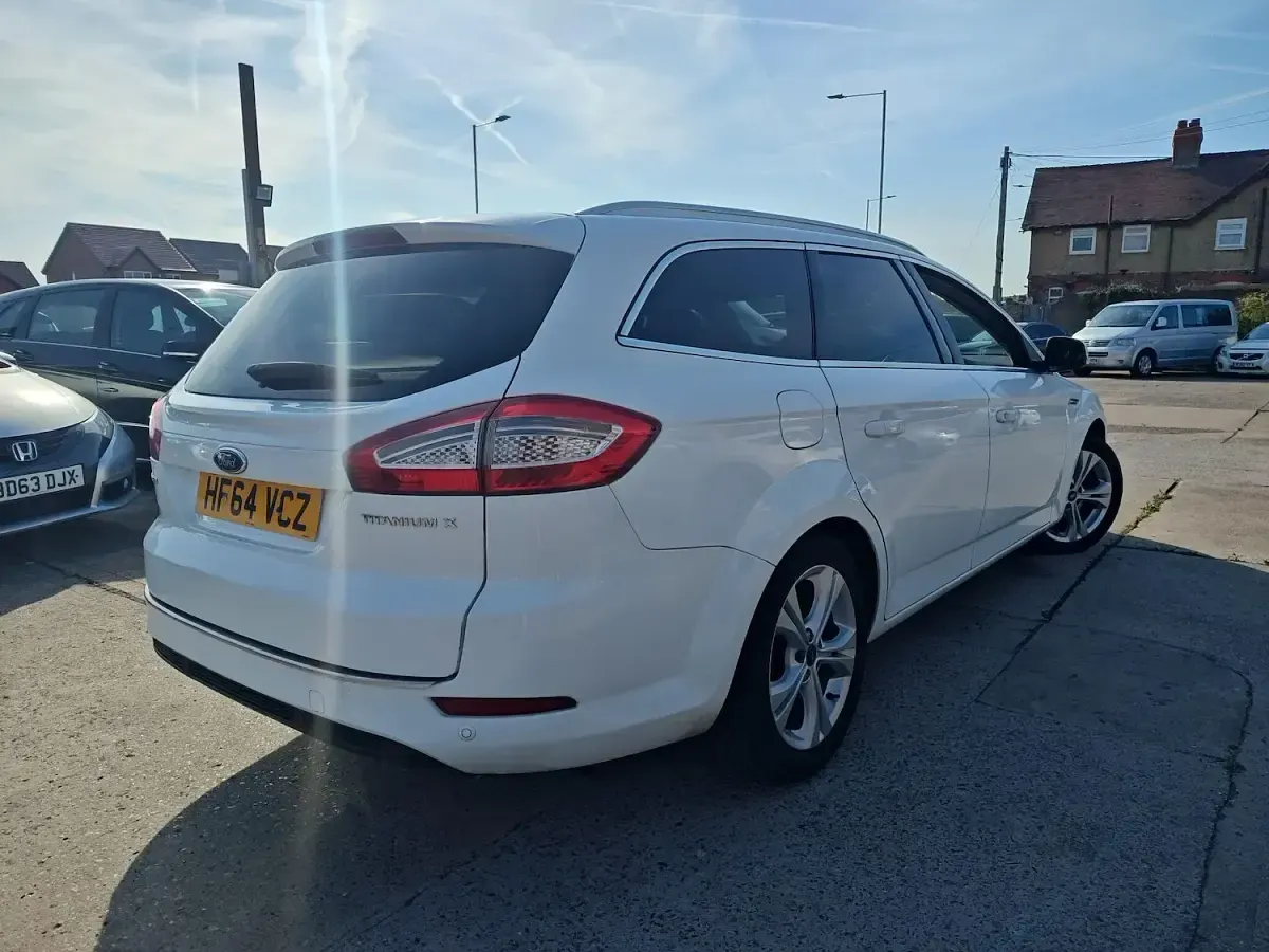 Used Ford Mondeo Business Edition 163 HP (119 kW) 2014 White Estate