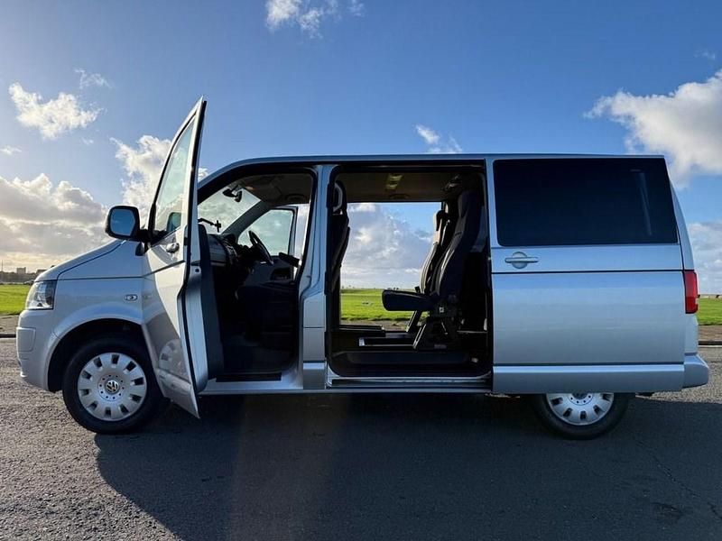 Used VW Shuttle SE 140 HP (102 kW) 2014 Silver MPV