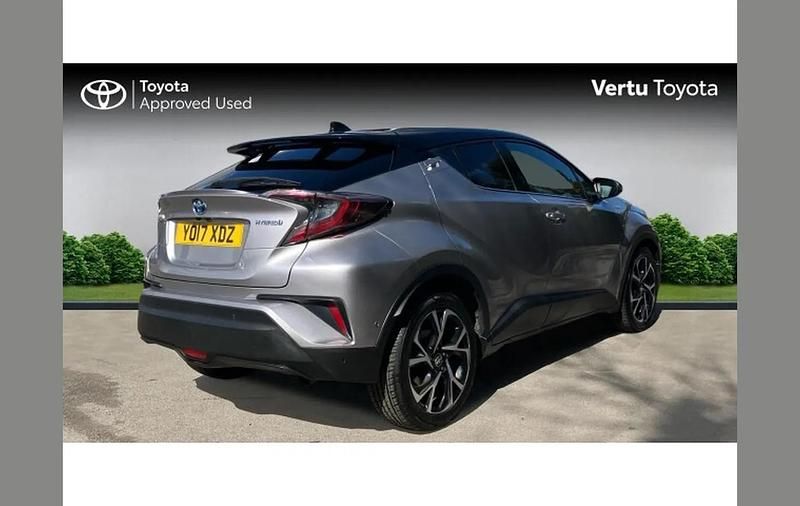 Used Toyota C-HR 122 HP (89 kW) 2017 Silver SUV