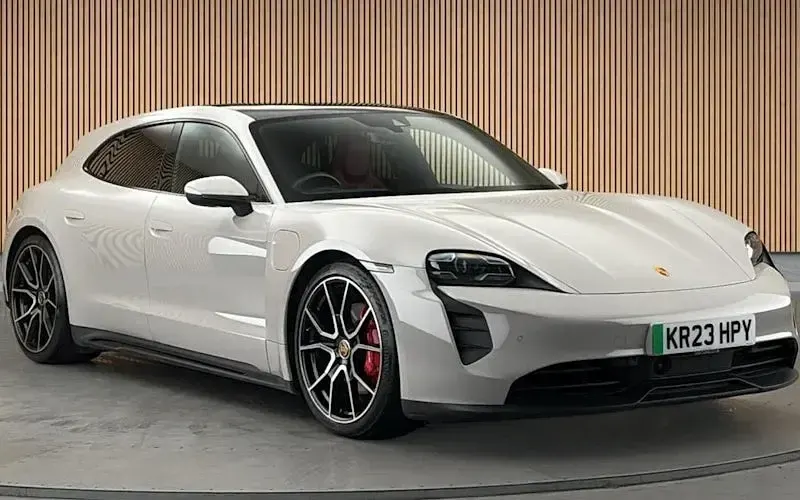 Used Porsche Taycan Performance Package 419 kW (571 HP) 2023 Estate