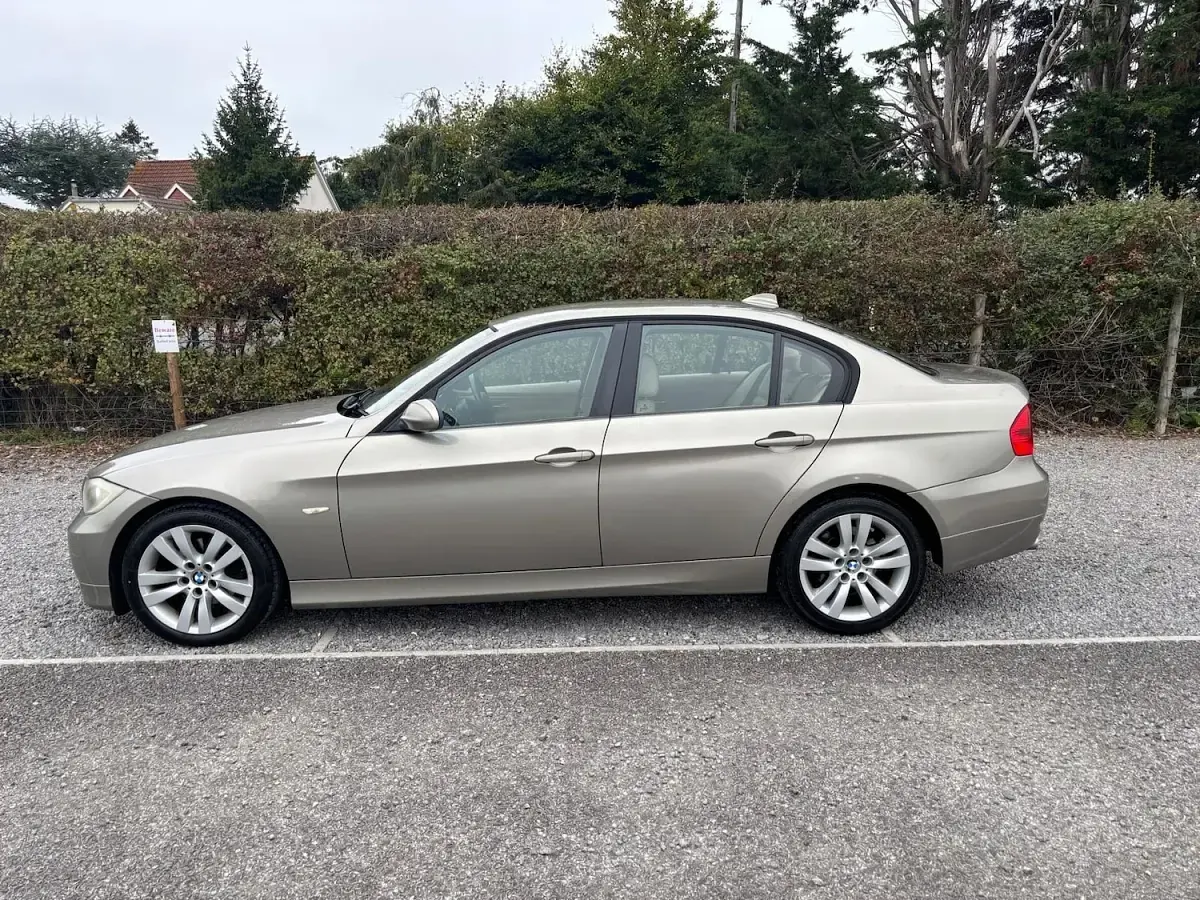 Used BMW 318 Comfort Edition 143 HP (105 kW) 2008 Bronze Sedan