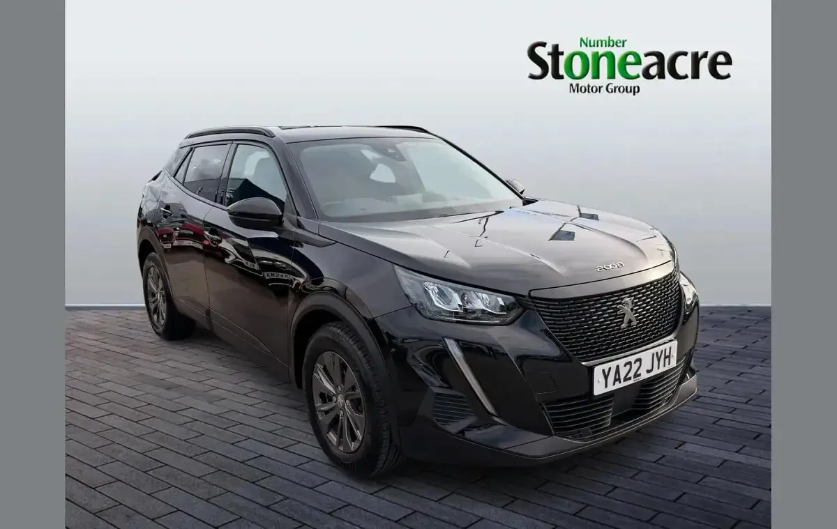 Second-hand Peugeot 2008 Active+ 100 CP (73 kW) 2022 Negru SUV