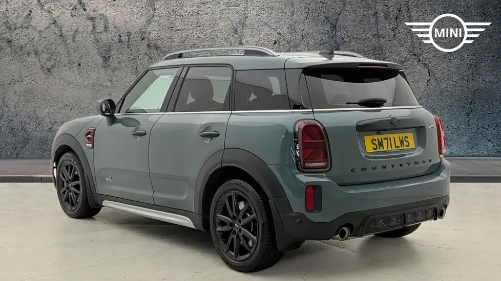 Used Mini John Cooper Works Countryman 302 HP (222 kW) 2022 Green SUV