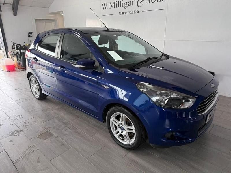 Used Ford Ka Plus Zetec 70 HP (51 kW) 2018 Blue Hatchback