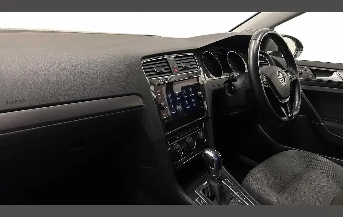 Used VW e-Golf 97 kW (132 HP) 2019 Silver Hatchback