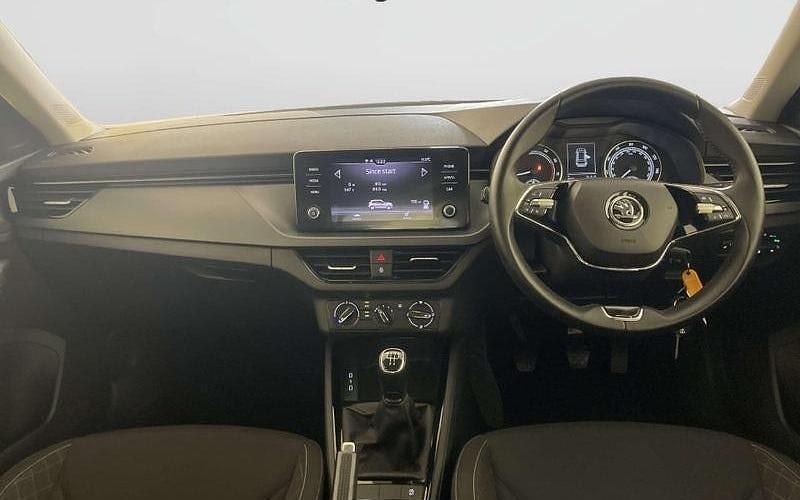 Usado Skoda Kamiq SE 95 HP (69 kW) 2023 Branco SUV