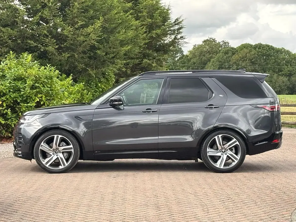 Used Land Rover Discovery HSE Dynamic 2021 Grey SUV