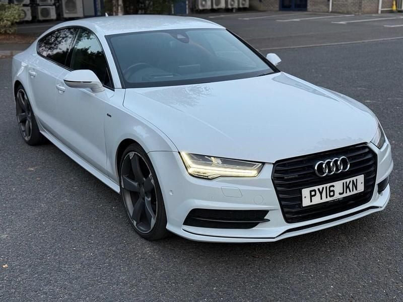 Used Audi A7 Sportback Black Edition 272 HP (200 kW) 2016 White Hatchback