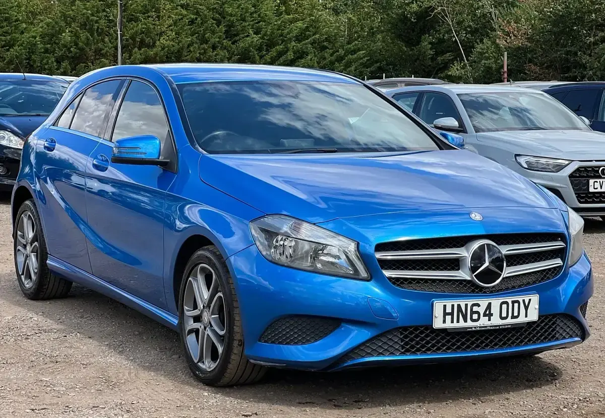 Used Mercedes A200 2014 Blue Hatchback