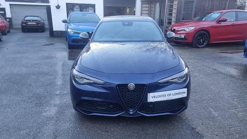 Used Alfa Romeo Giulia Saloon Ti 280 HP (205 kW) 2019 Blue Sedan