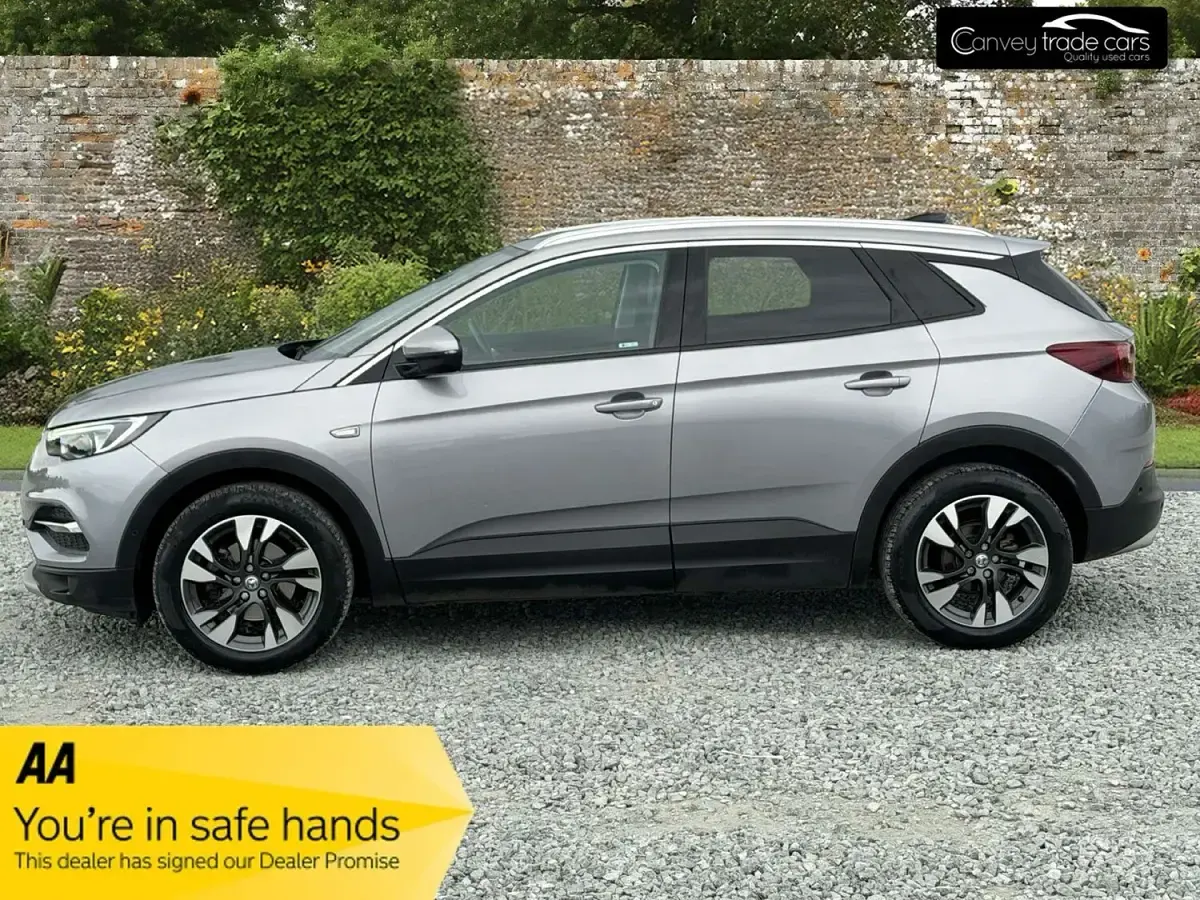 Used Vauxhall Grandland X Sport 130 HP (95 kW) 2018 Grey SUV