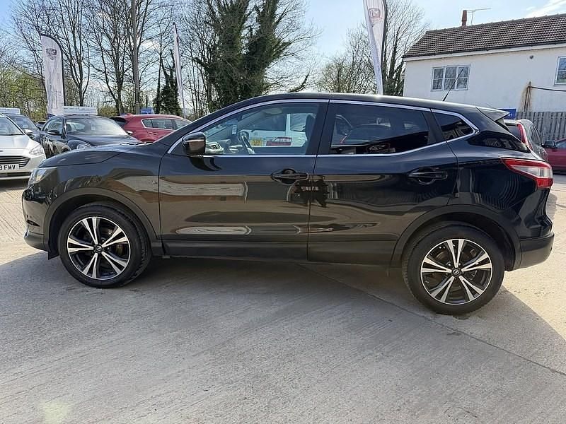 Used Nissan Qashqai Acenta Premium 2014 Black SUV
