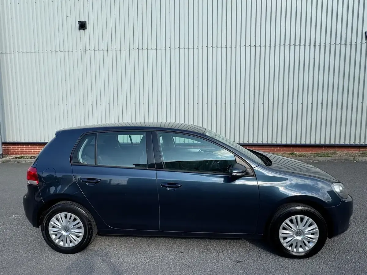 Used VW Golf VII S 105 HP (77 kW) 2012 Blue Hatchback