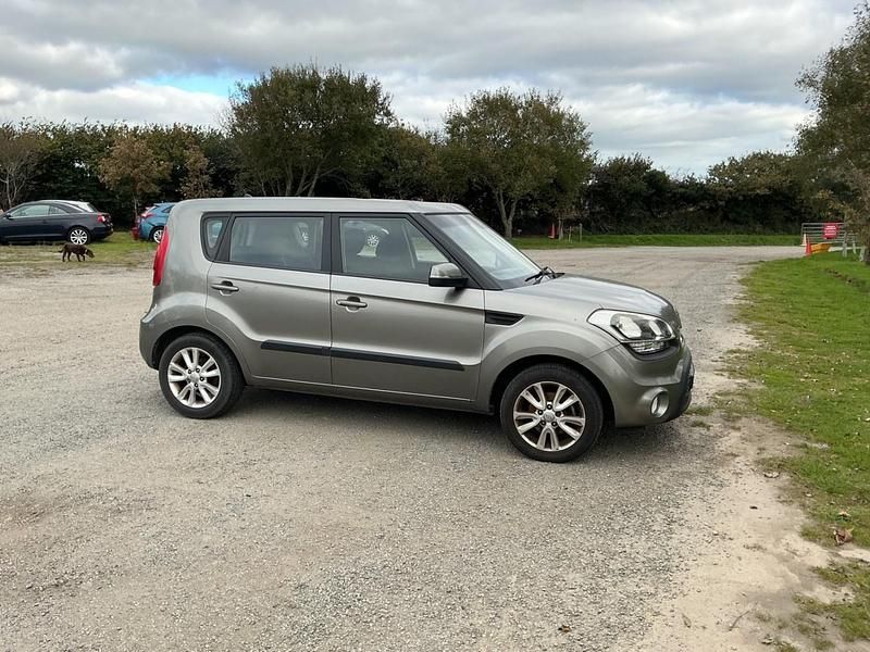 Silver Used 2014 Kia Soul 2 SUV | £4,500 (Super price) - Image 1/4