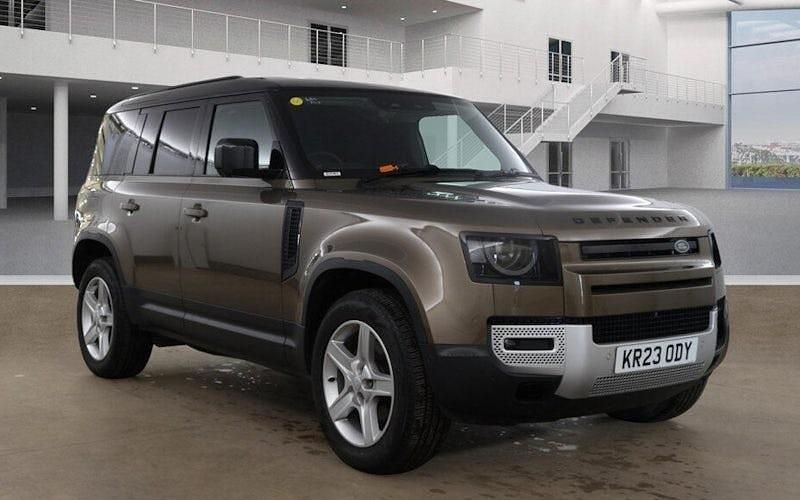 Used Land Rover Defender SE 249 HP (183 kW) 2023 SUV