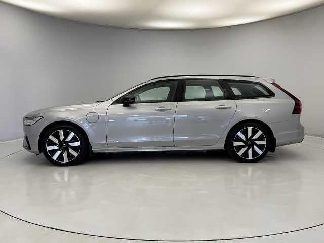 Used Volvo V90 Plus 345 HP (253 kW) 2025 Estate