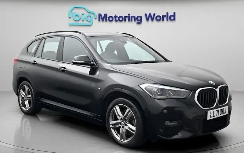 Käytetty BMW X1 M Sport 220 HP (161 kW) 2021 Katumaasturi