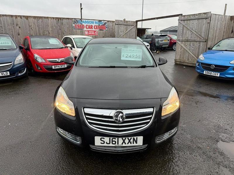 Used Vauxhall Insignia SRi 140 HP (102 kW) 2011 Black Hatchback