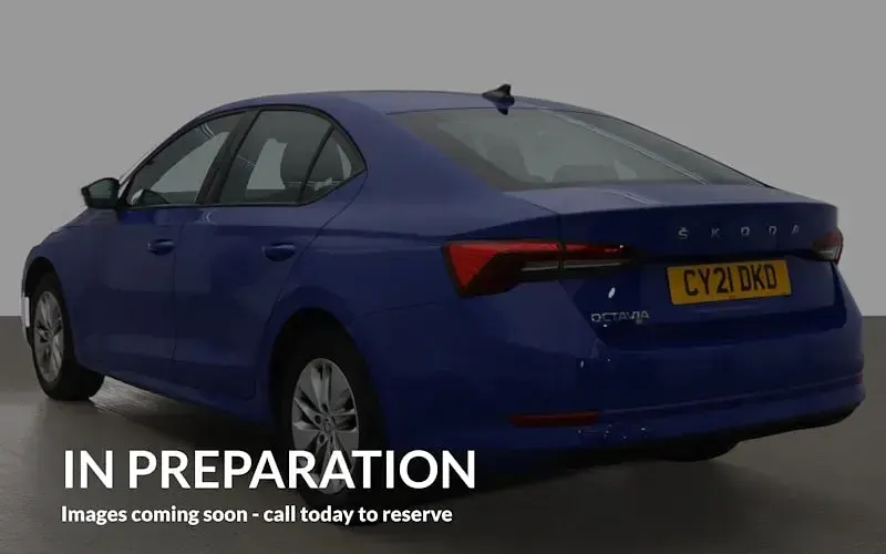 Used Skoda Octavia SE Technology 110 HP (80 kW) 2020 Blue Hatchback