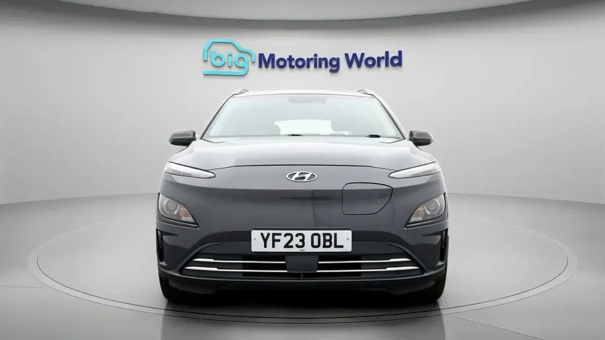 Used Hyundai Kona SE 100 kW (136 HP) 2023 Grey SUV