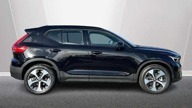 Used Volvo XC40 Plus 194 HP (142 kW) 2025 SUV