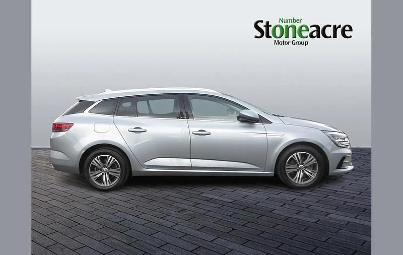 Used Renault Megane E-Tech Iconic 155 HP (114 kW) 2021 Grey Estate