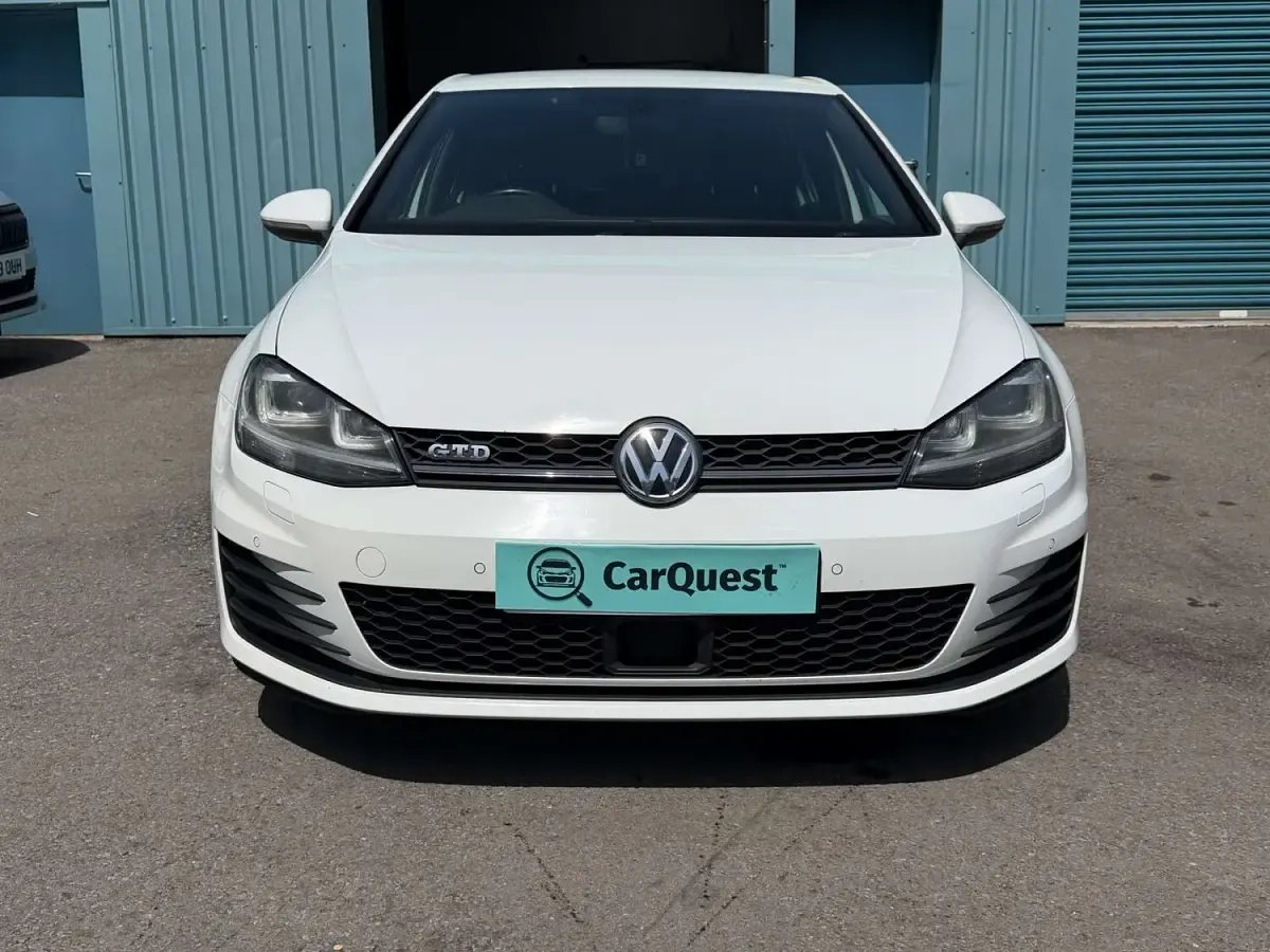 Used VW Golf VII GTD 2016 White Hatchback