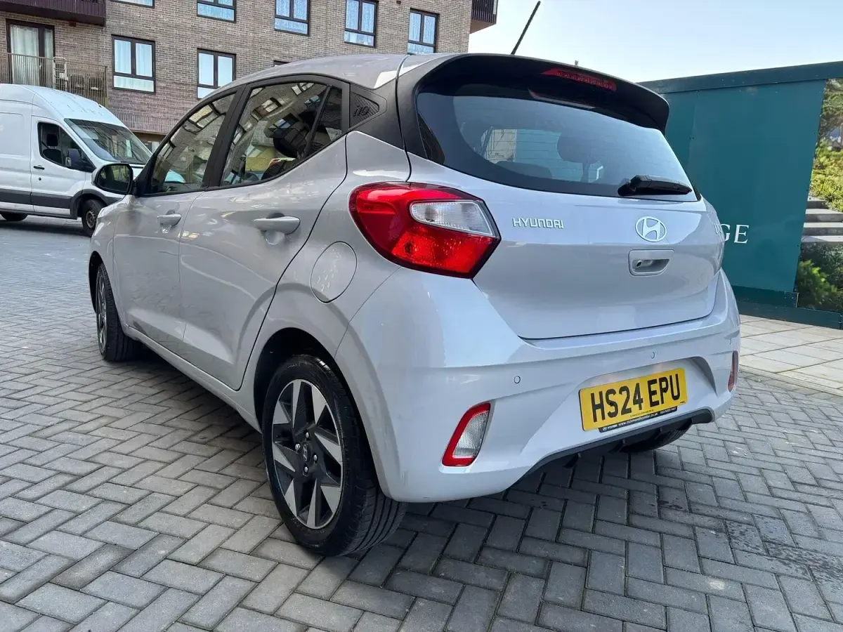 Used Hyundai i10 Advanced 2024 Grey Hatchback