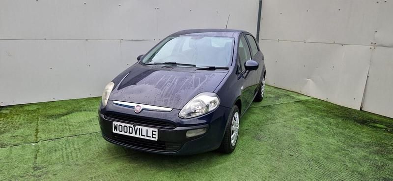 Blue Used 2011 Fiat Punto Evo Active Hatchback | £1,995 - Image 1/3