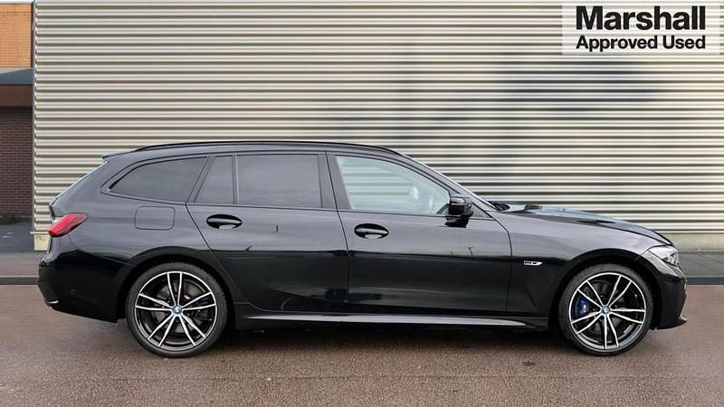 Used BMW 330e M Sport 292 HP (214 kW) 2021 Black Estate