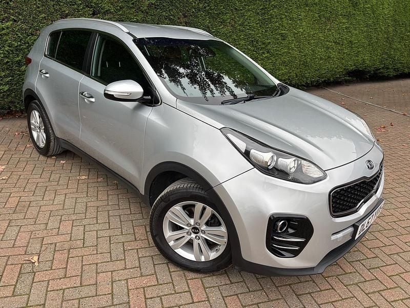 Silver Used 2018 Kia Sportage SUV | £8,195 (Good price) - Image 1/4