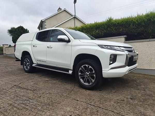White Used 2021 Mitsubishi L200 Pickup | £17,495 (Fair price) - Image 1/4