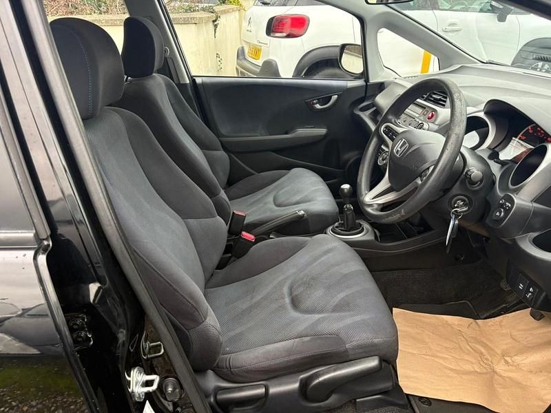 Used Honda Jazz ES 2009 Black Hatchback