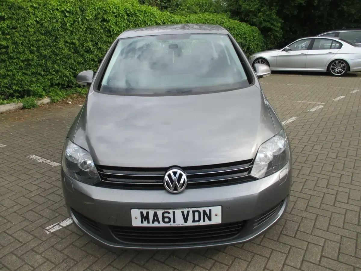 Used VW Golf VI SE 105 HP (77 kW) 2011 Grey Hatchback