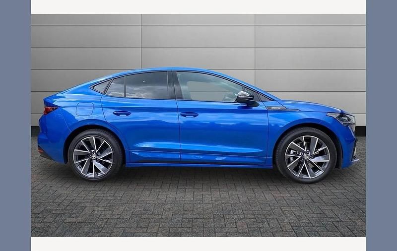 Used Skoda Enyaq iV SportlinePlus 210 kW (286 HP) 2025 Race blue SUV