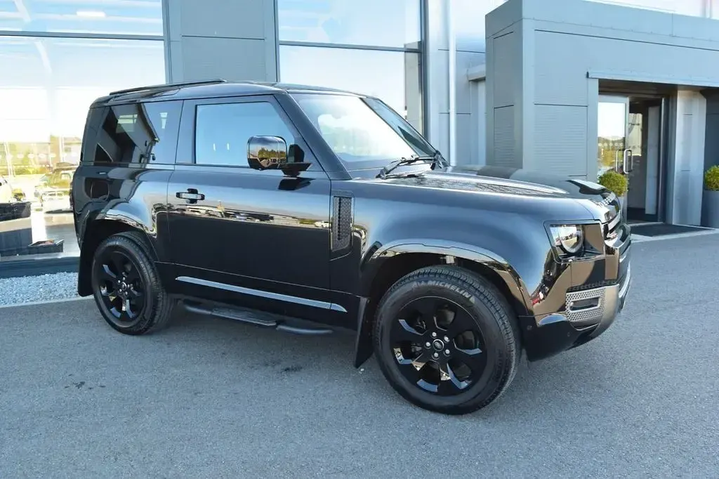 Used Land Rover Defender SE Dynamic 250 HP (183 kW) 2023 Black SUV